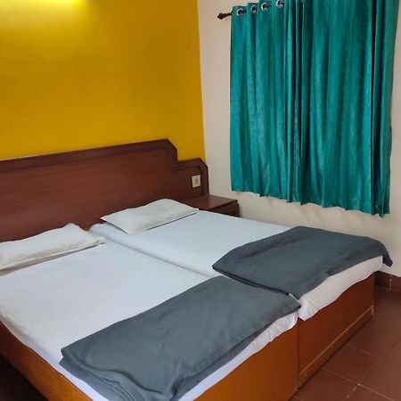 Anjana Hotels Theni Exteriér fotografie