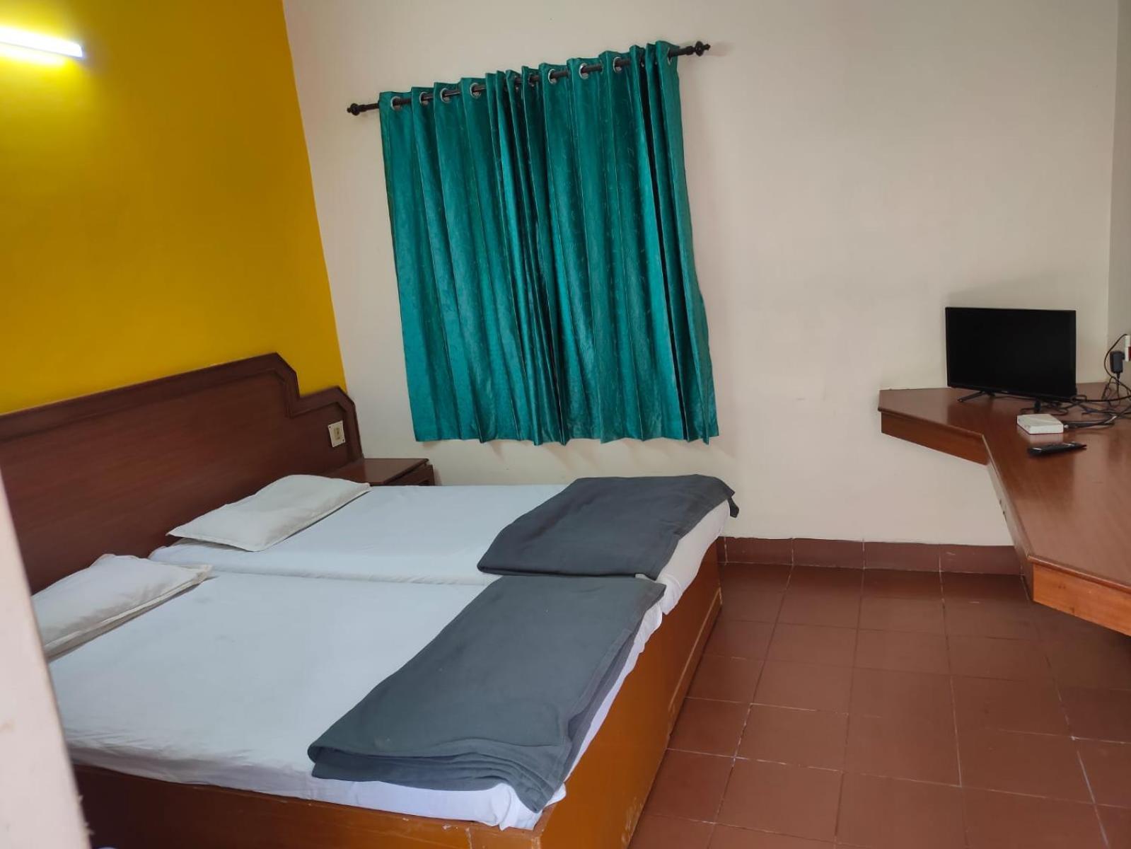 Anjana Hotels Theni Exteriér fotografie